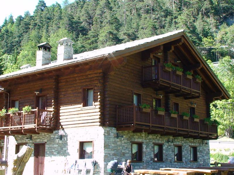 Agriturismo Les Hiboux ブリュソン エクステリア 写真